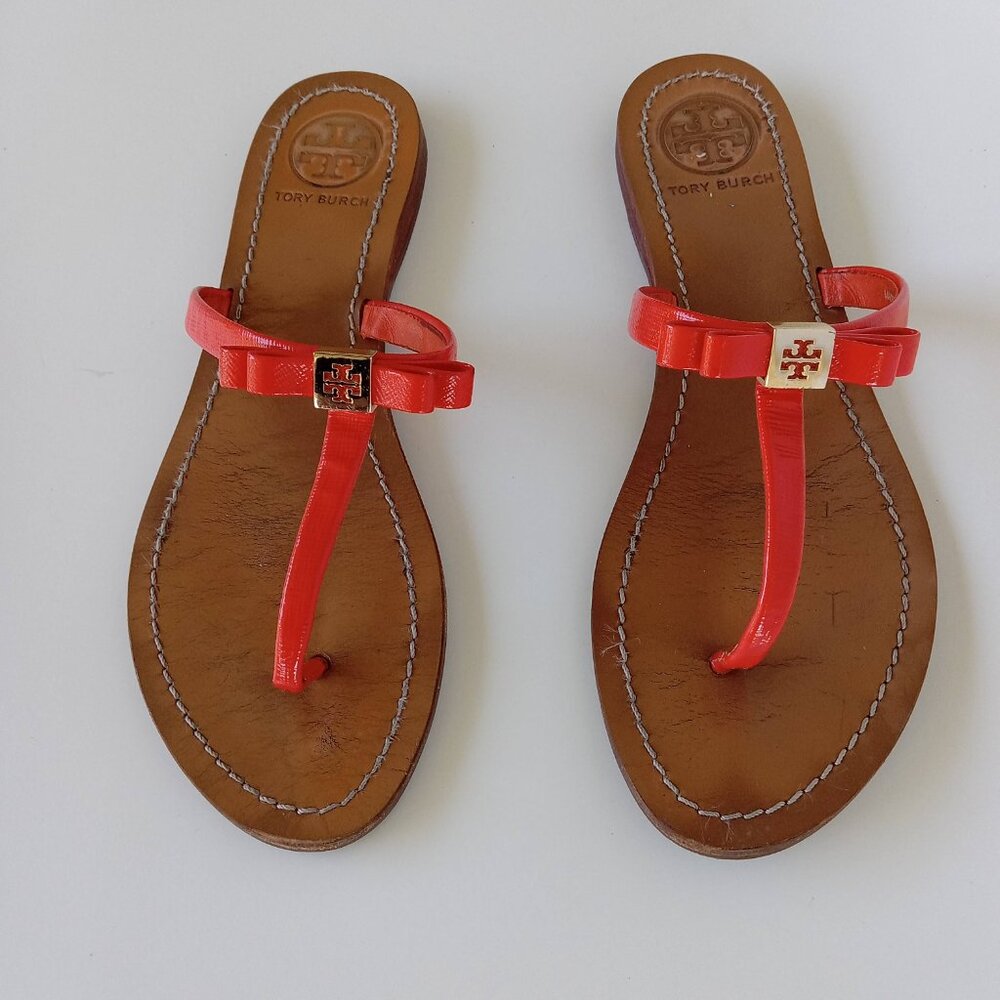 Tory Burch Flat Patent Leather Thong Sandals Women Flip Flop Orange Logo US 7.5